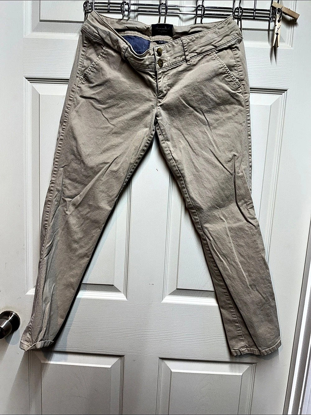 American Eagle Outfitters Skinny Pants in Beige